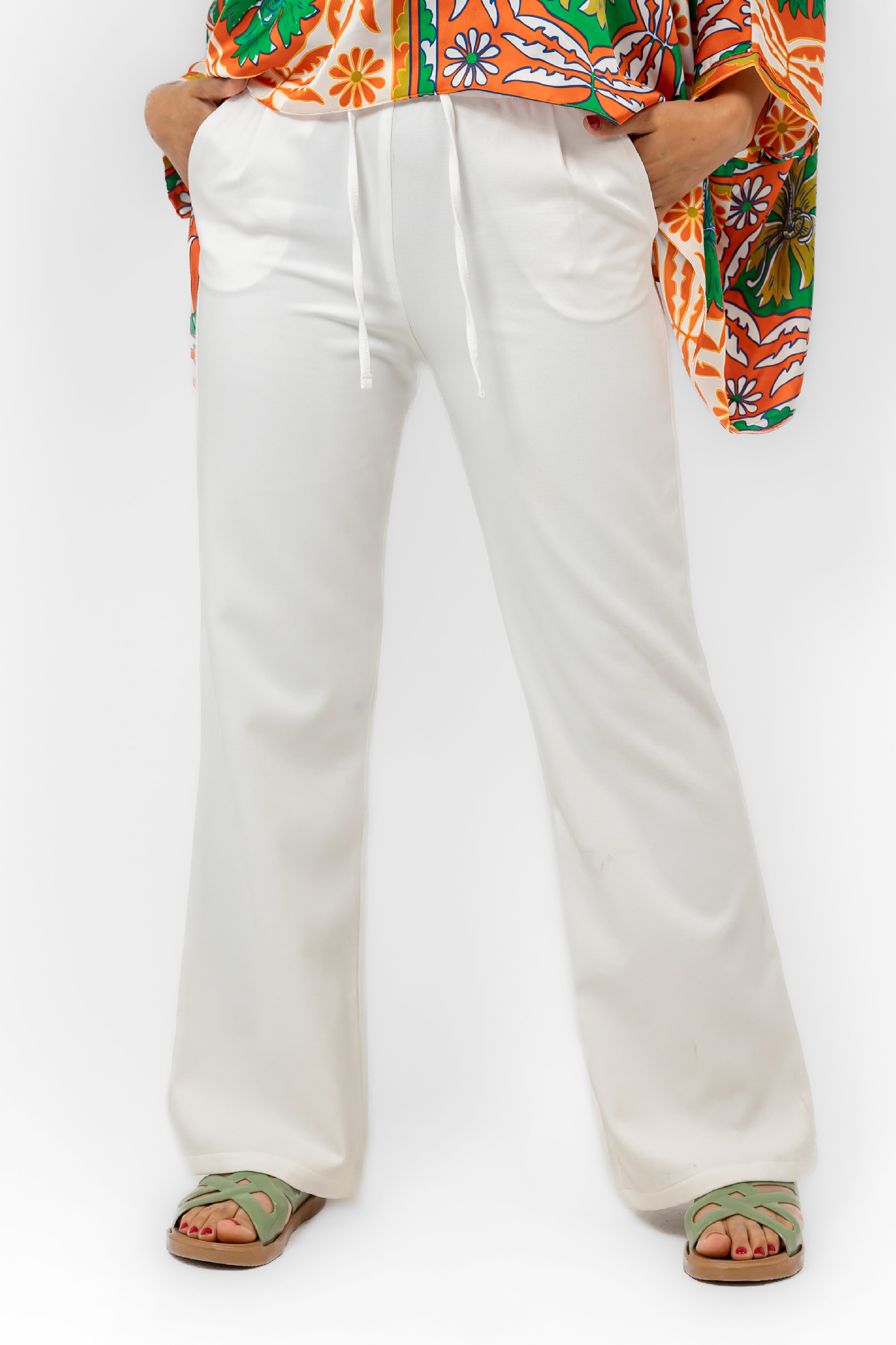 White BARBIE TWILL ELASTIC WAIST PANTS S24045