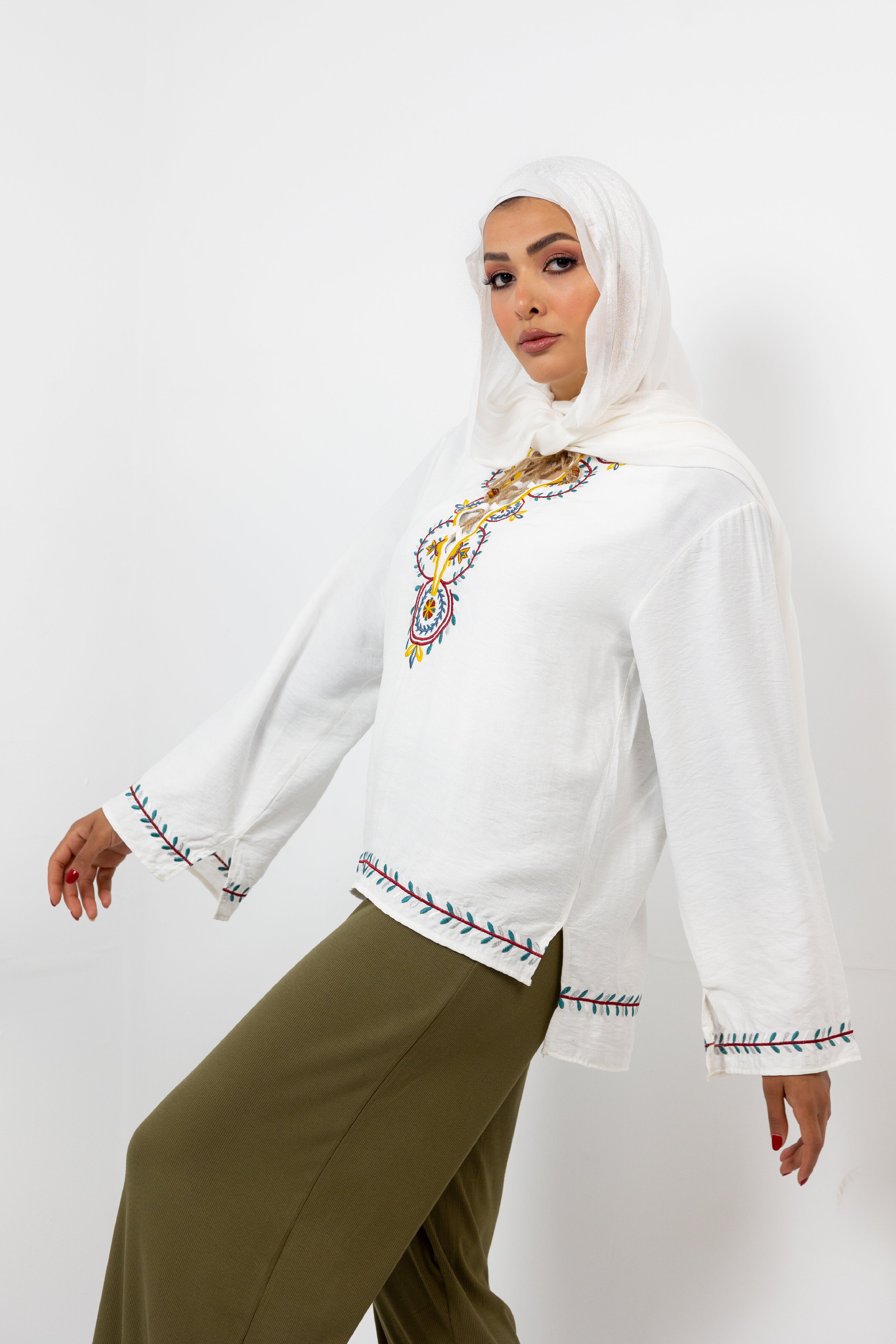 White EMBROIDERED CHEST SLEEVES & BOTTOM BLOUSE S24106