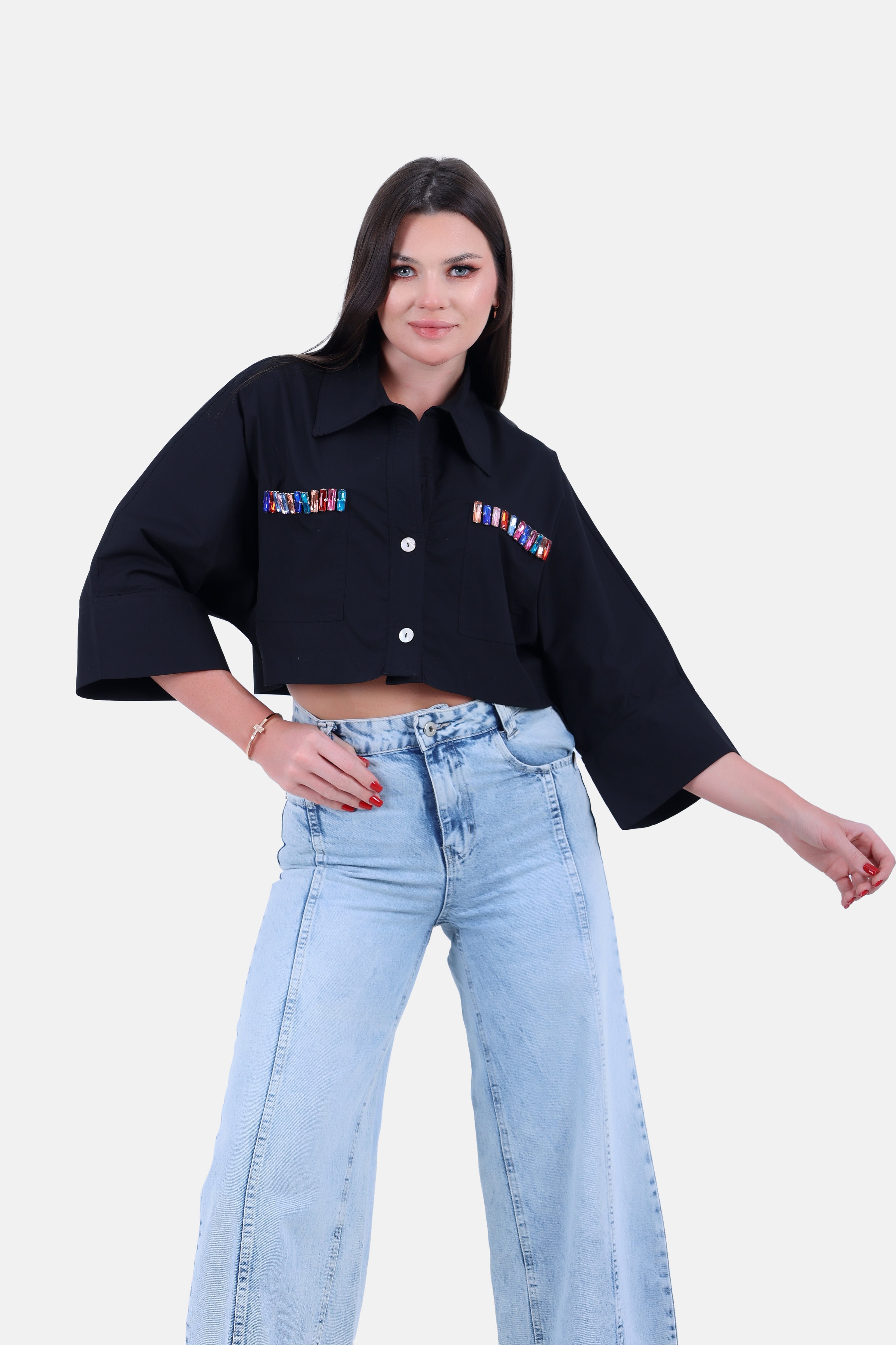 BLACK SHORT BLOUSE WITH CHEST DIAMOND-S24218