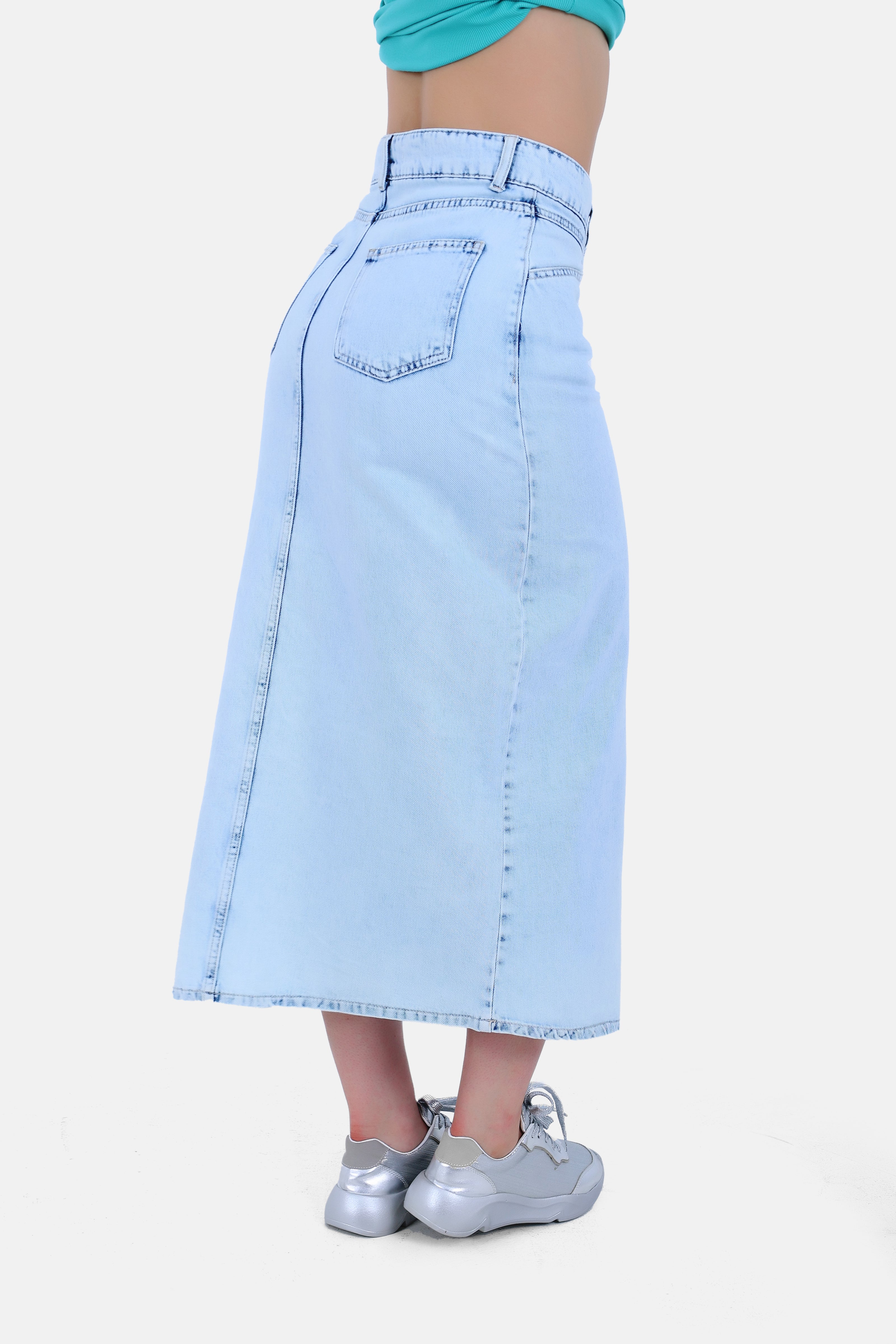 LIGHT BLUE JEANS SKIRT CUT & SAW S24094