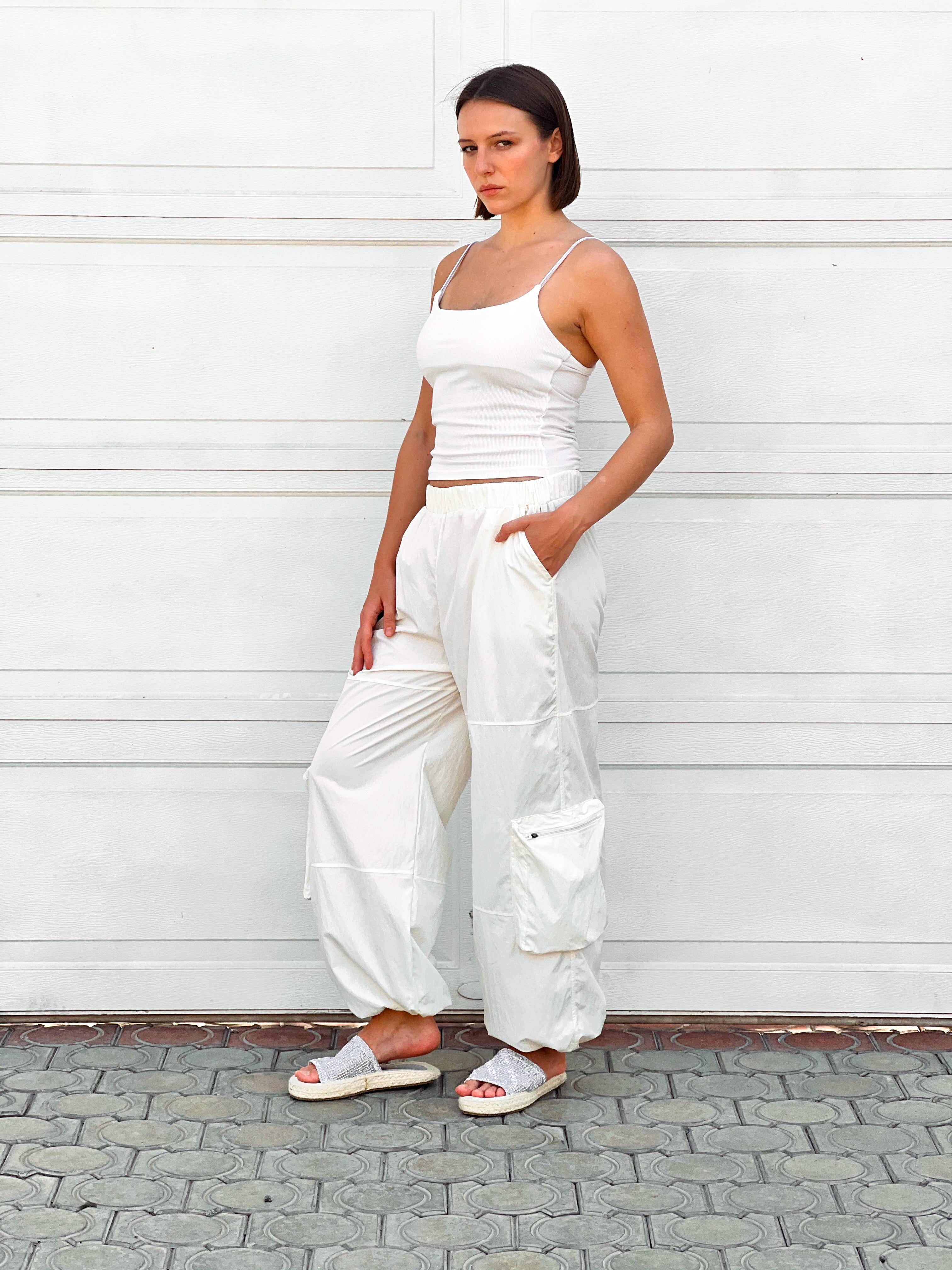 White Elastic Waist Cargo Pants - S24212