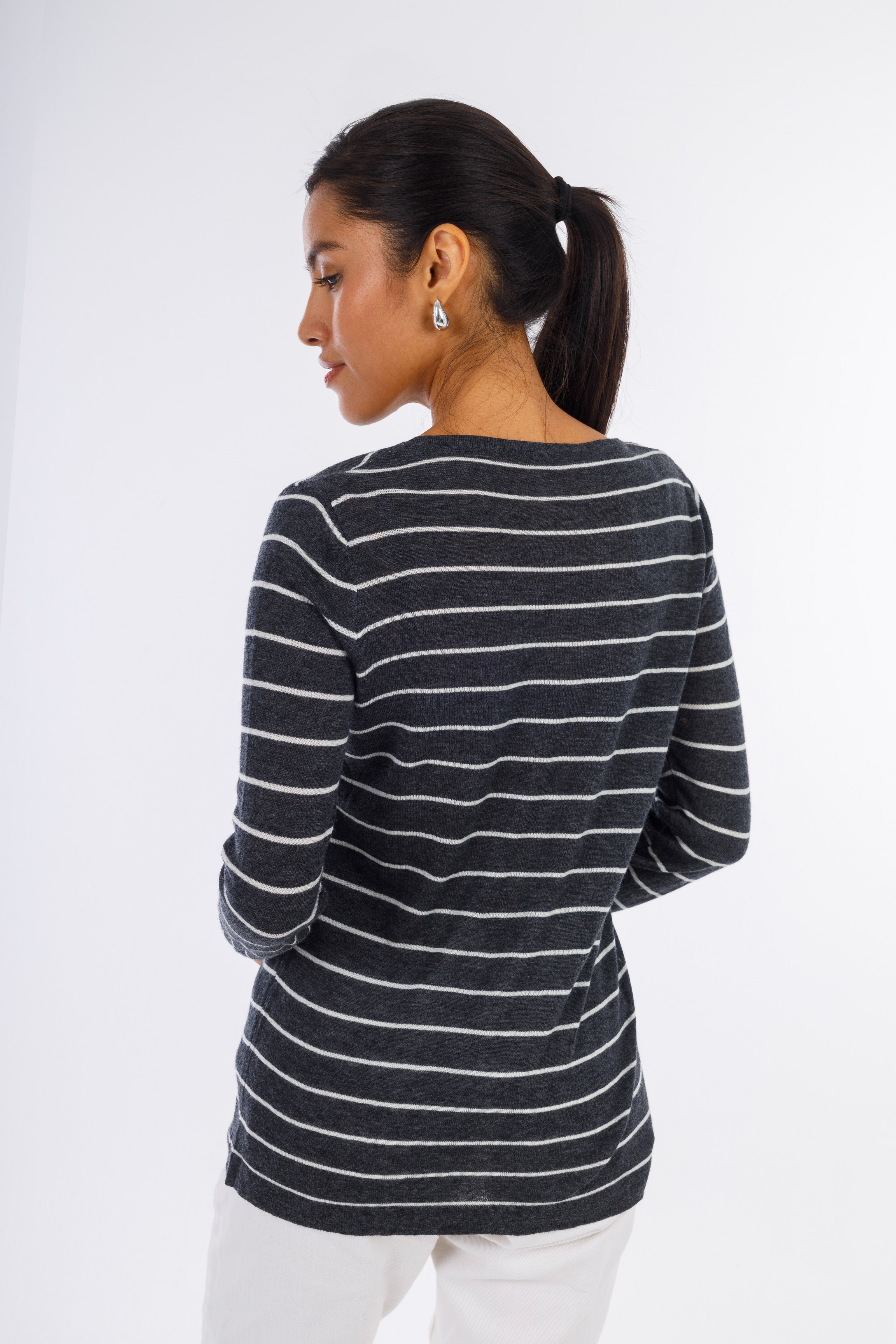 Grey Striped Round-neck Pullover-W24004