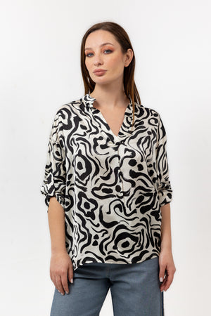 Black satin printed blouse s24050